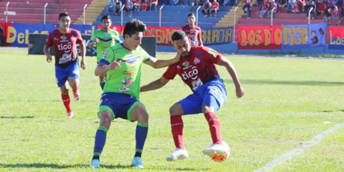 En Santa Tecla se sienten muy perjudicados por el arbitraje de la noche del sábado, consideran que el error del central les costó el juego