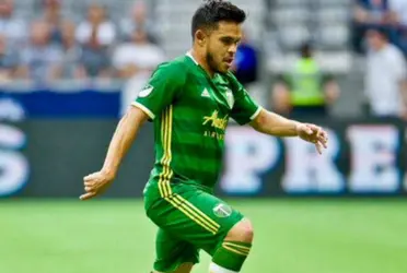 En su opinión, estos son tiempos complicados, marcados por el cambio de generación en el equipo donde el consejo debe ser tomado en cuenta