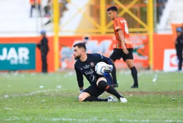 En su regreso al fútbol nacional, el arquero habló de los sacrificios y lo que se sufre para estar a tope en el equipo, cerca de la meta