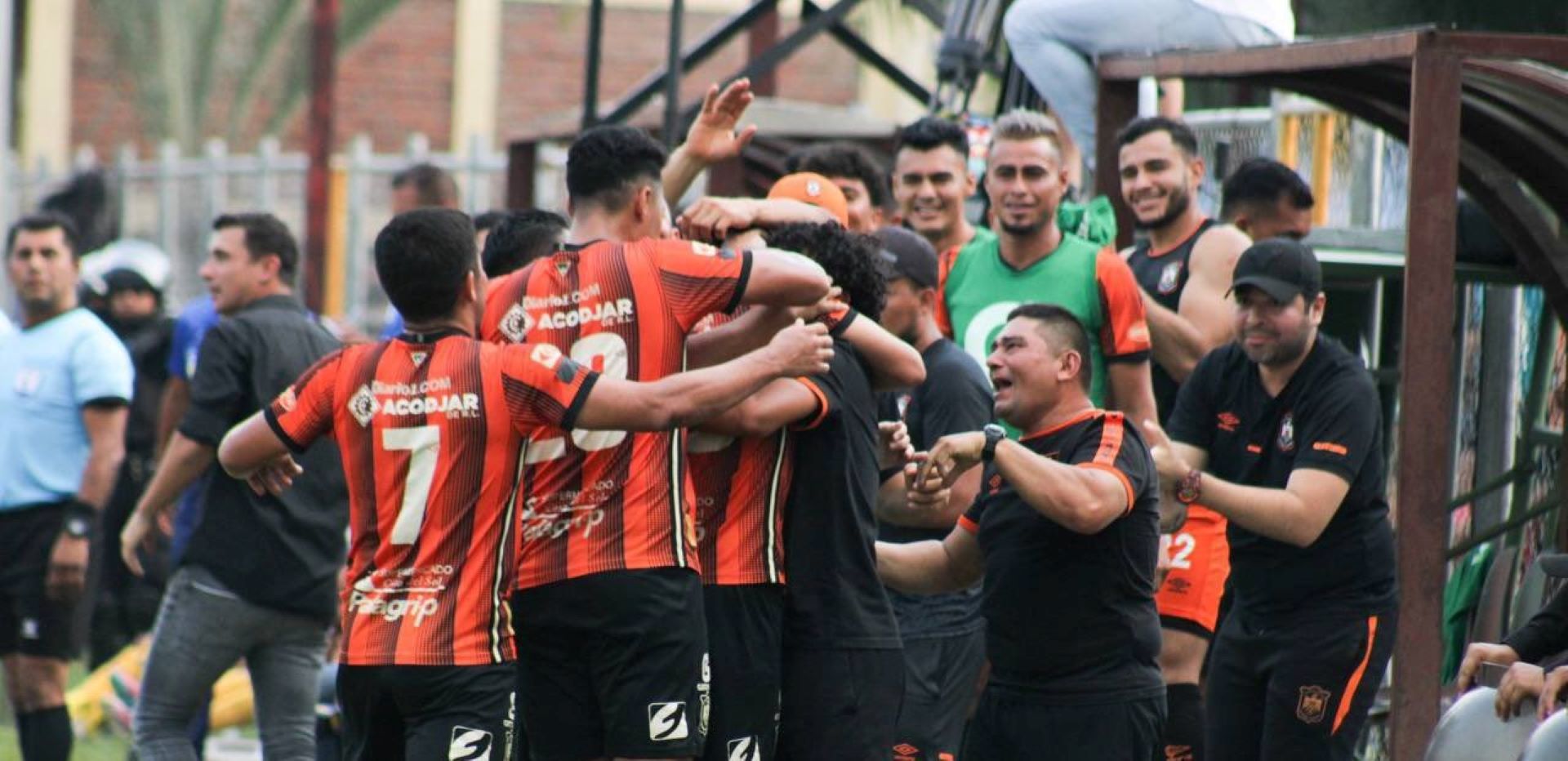 En un partidazo, el cuadro emplumado sacó ventaja de Tierra de Fuego. La serie se definirá en el Barraza.