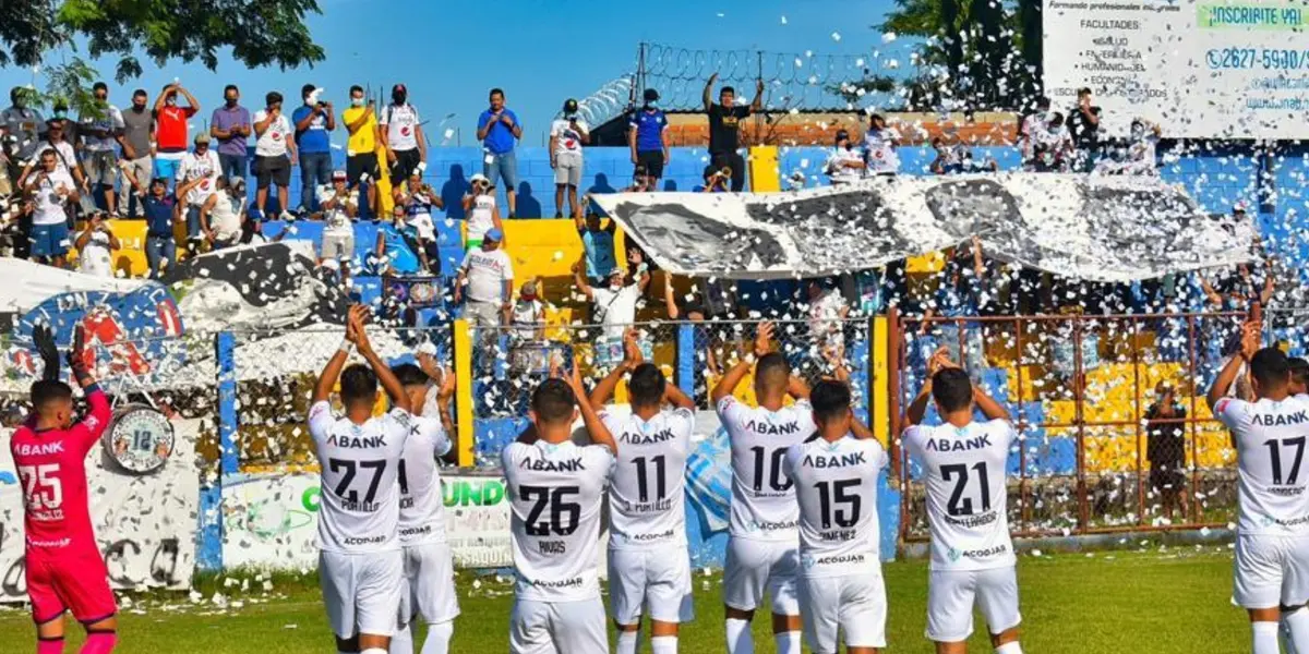 Este es el once que envía Milton Meléndez para enfrentar a Municipal Limeño en su casa, donde buscar volver a la senda de la victoria