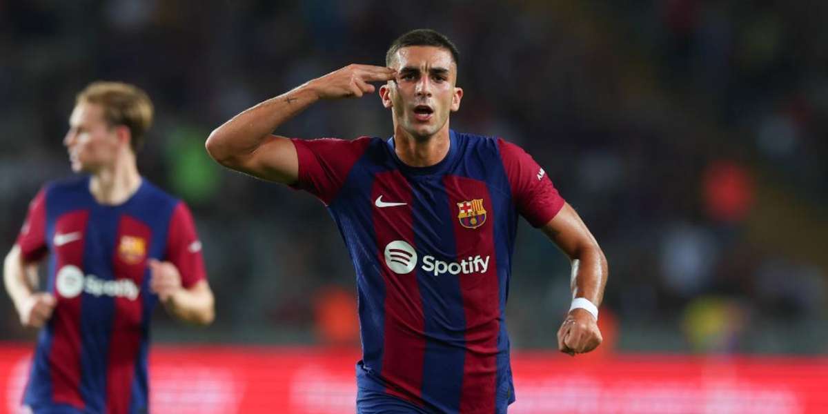 Este gol de Ferran Torres tiene un significado más profundo, ya que representa el primer gol de falta directa del Barcelona desde Lio Messi
