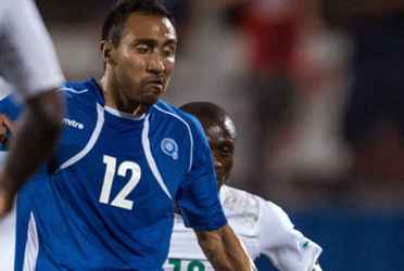 Formó parte de las convocatorias del ex entrenador de la Selecta, Carlos de Los Cobos, donde demostró buen nivel por lo general