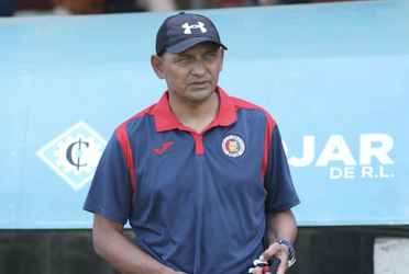 Isidro Metapán pasa por un momento complicado en el funcionamiento del equipo, y la derrota de este fin de semana dejó más dudas