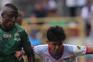 John Montaño sufrió una lesión en la cabeza durante una práctica de fútbol, donde después de un impacto con otro jugador, experimentó mareos