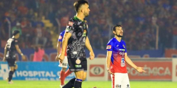 La afición tigrilla no se encuentra nada contenta con el guardameta, producto al duro revés que recibieron en casa.
