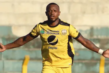 La directiva ahuachapaneca procederá contra el jugador caribeño, que se encuentra en Usulután entrenando con Firpo