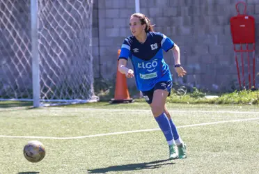 La jugadora de las Red Stars de Chicago compartió sus primeros entrenos con el resto de sus compañeras, preparándose para el repechaje