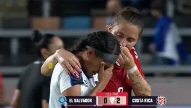 La jugadora nacional salió muy afectada luego de la derrota de la Selecta