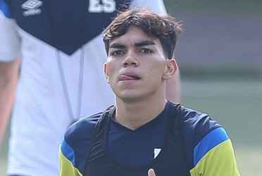 La lista de jugadores convocados fue anunciada por la FESFUT, y notoriamente, Bryan Tamacas no figura entre ellos