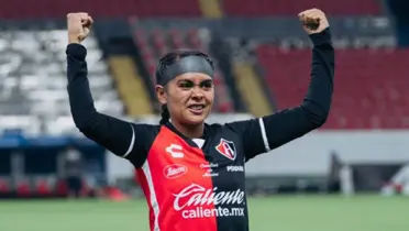 Las futbolistas que militan fuera del país tienen mejores condiciones