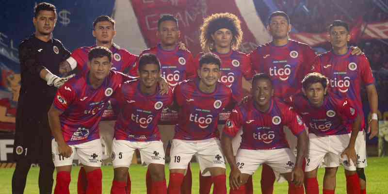 Los azulgranas dieron buena imagen en el Óscar Quiteño y pudieron haber goleado a los pamperos