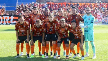 Los emplumados gozaron de la mejor ocasión del partido pero no pudieron anotar