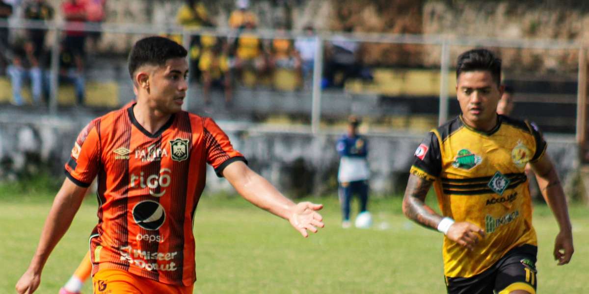 Los equipos han mostrado sus distintas armas para hacer daño al rival, aunque Águila logró adelantarse, los gallos no han dejado de atacar