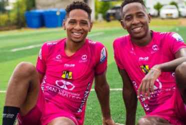 Los hermanos que militan en el fútbol colombiano fueron contactados por el nuevo entrenador de la Selecta, para contar con ellos en Selecta