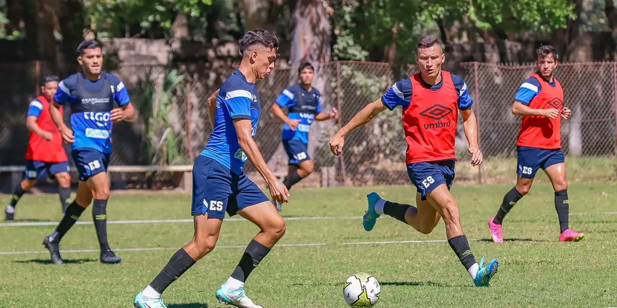 Los seleccionados arrancaron hoy con la preparación del equipo para disputar el amistoso ante los ticos