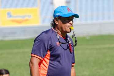 Meléndez lamentó lo limitado de la plantilla y la pérdida del invicto ante un rival tan complicado como Jocoro, que lo ganó in extremis