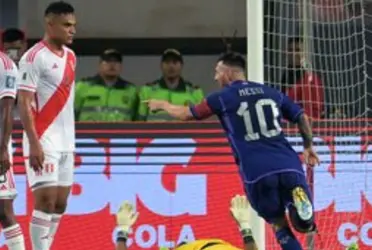 Messi demostró su genio futbolístico al marcar dos goles en la primera mitad del encuentro