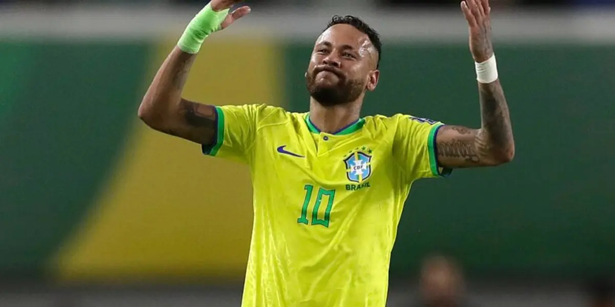 Neymar es la máxima estrella del futbol brasileño.