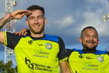 Originario de Campana, provincia de Buenos Aires, este año marcó un cambio significativo al emprender su primera aventura fuera de Argentina