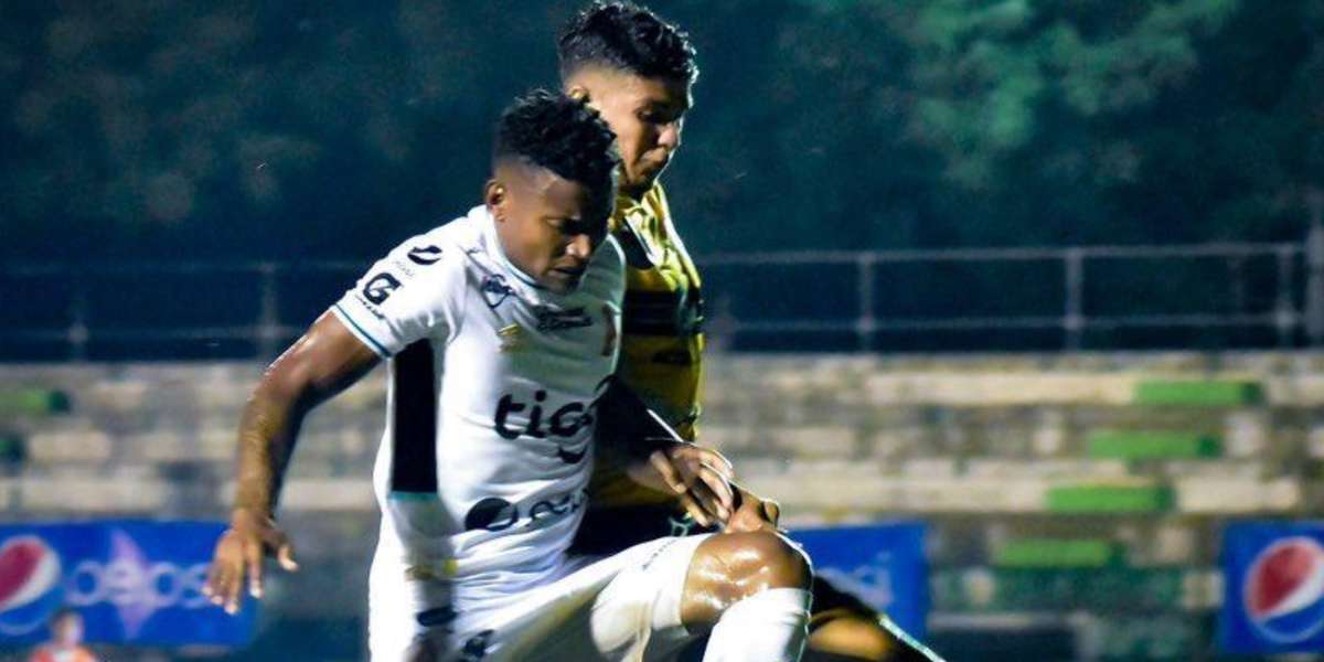 Partido muy cerrado, donde la figura del guardameta del Platense fue importante para mantener su portería imbatida