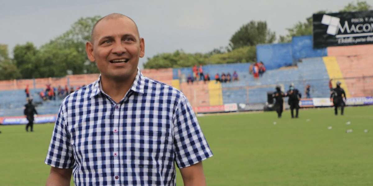 Técnico expresó su insatisfacción con el rendimiento del equipo, destacando que esperaban estar en una posición más favorable en la tabla.