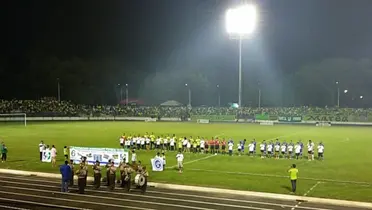 Un corte de energía suspendió el duelo entre Santa Tecla y FAS al minuto 15, de momento, el marcador se encuentra 1-1
