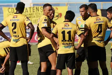 Una constante en el fútbol salvadoreño, donde el rendimiento de los futbolistas se ve afectado por la falta de sus salarios en el Apertura