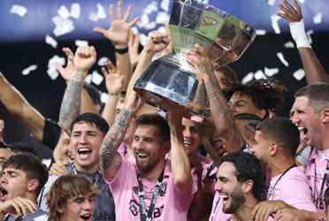 Uno de los sudamericanos que ya estaban en el equipo, reconoce que la llegada del astro argentino cambió todo para la mentalidad del club